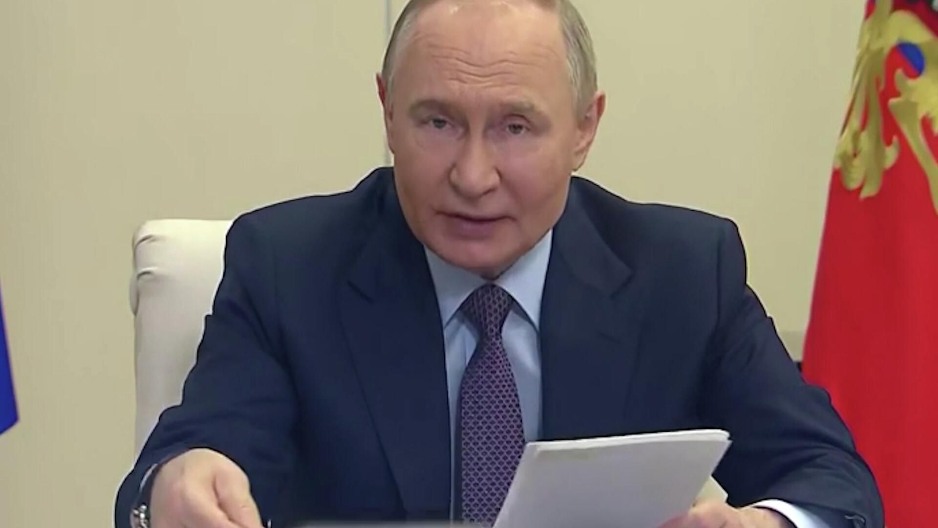 Путин об основным задачах государственной языковой политики Путин об основным задачах государственной языковой политики - РИА Новости, 1920, 05.06.2025
