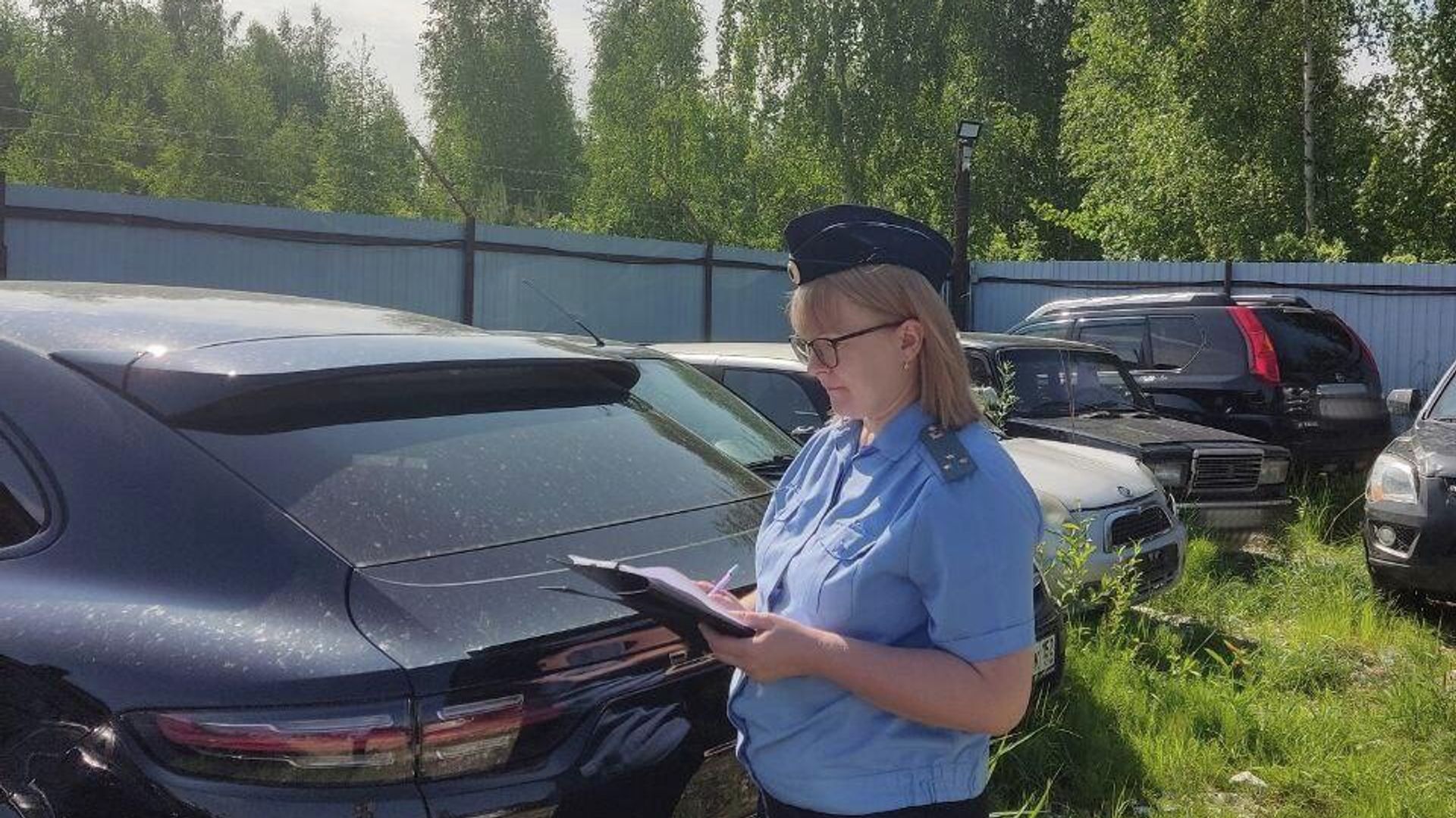Porsche Cayenne передан на нужды специальной военной операции - РИА Новости, 1920, 06.06.2025