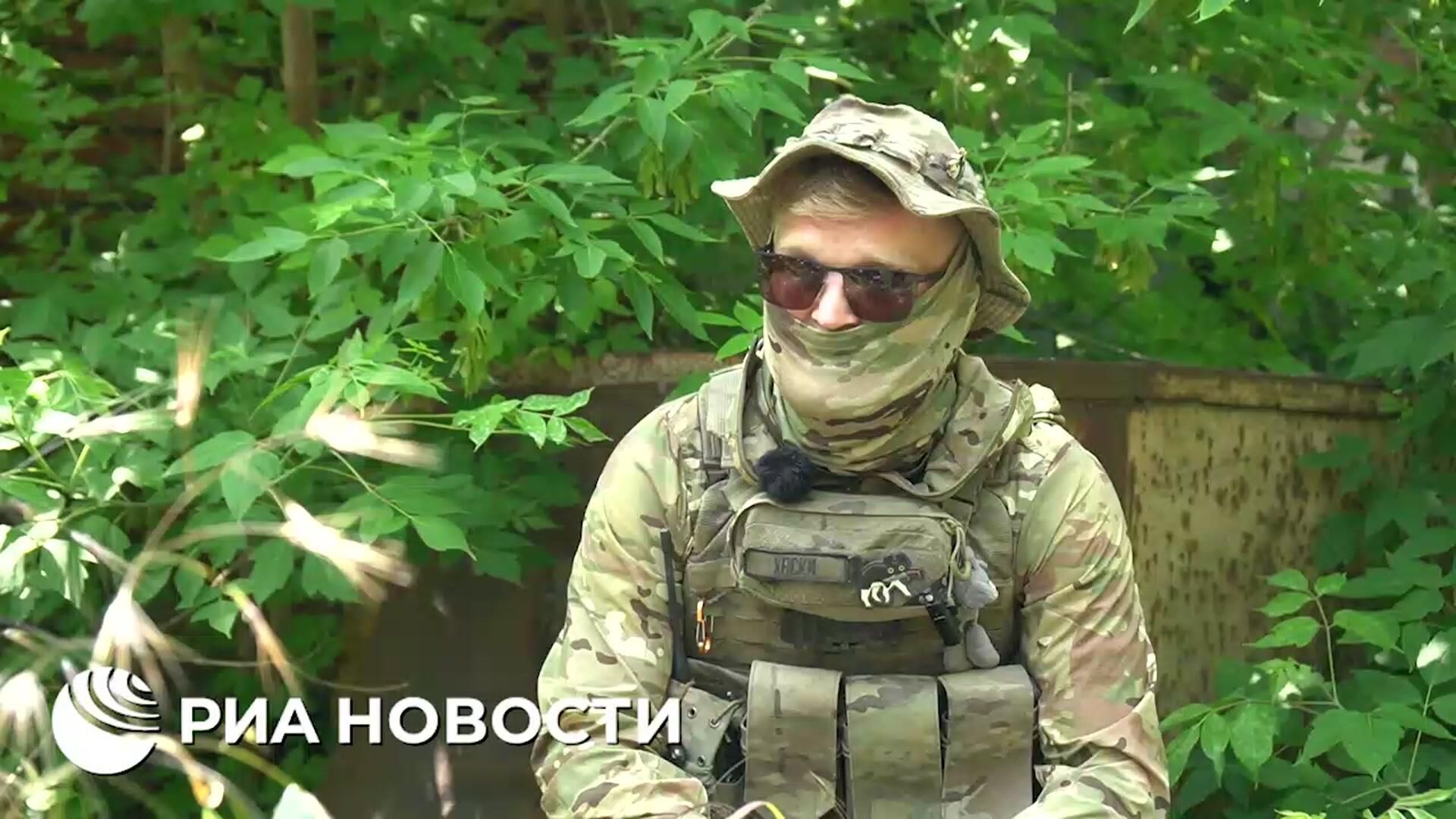 Разведчик с позывным Хаски: Боевики ВСУ в Федоровке пытались уничтожить свой же минометный расчет, который сдался в плен Разведчик с позывным Хаски: Боевики ВСУ в Федоровке пытались уничтожить свой же минометный расчет, который сдался в плен - РИА Новости, 1920, 07.06.2025