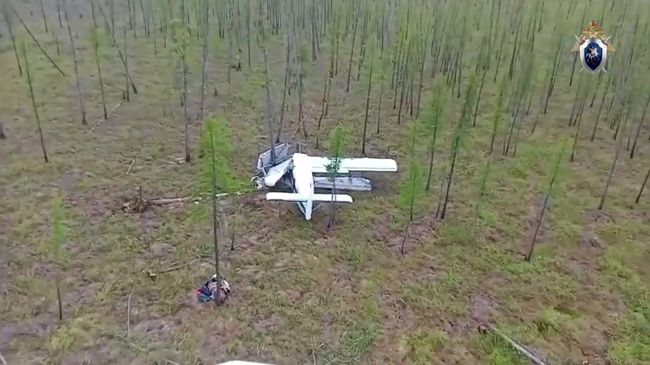 Самолет Ан-2 после аварийной посадки в Якутии