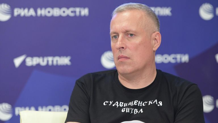 Генеральный директор Орловского клуба подводного плавания Диво, генеральный продюсер документального фильма Судбищенская битва. Река времени Сергей Куликов Генеральный директор Орловского клуба подводного плавания Диво, генеральный продюсер документального фильма Судбищенская битва. Река времени Сергей Куликов