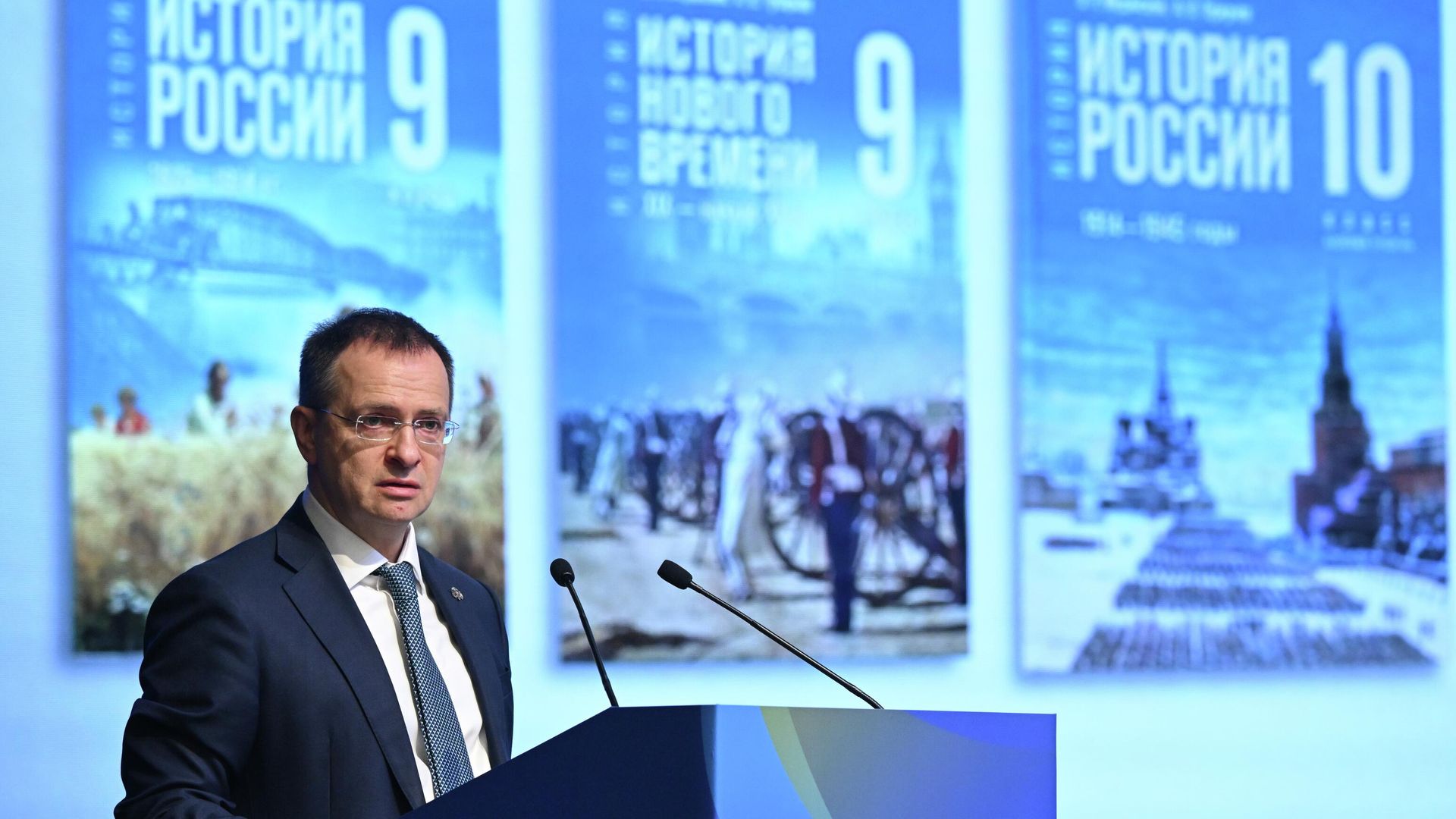 Помощник президента РФ Владимир Мединский Помощник президента РФ Владимир Мединский - РИА Новости, 1920, 21.06.2025