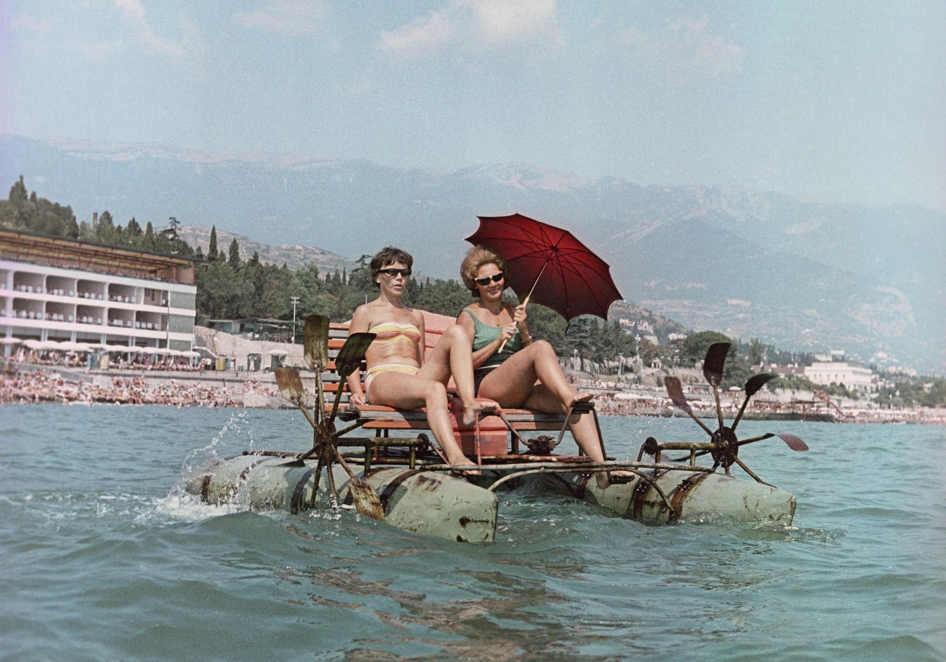 Город-курорт Ялта на побережье Черного моря Украинской ССР, 1965 год - РИА Новости, 1920, 11.06.2025