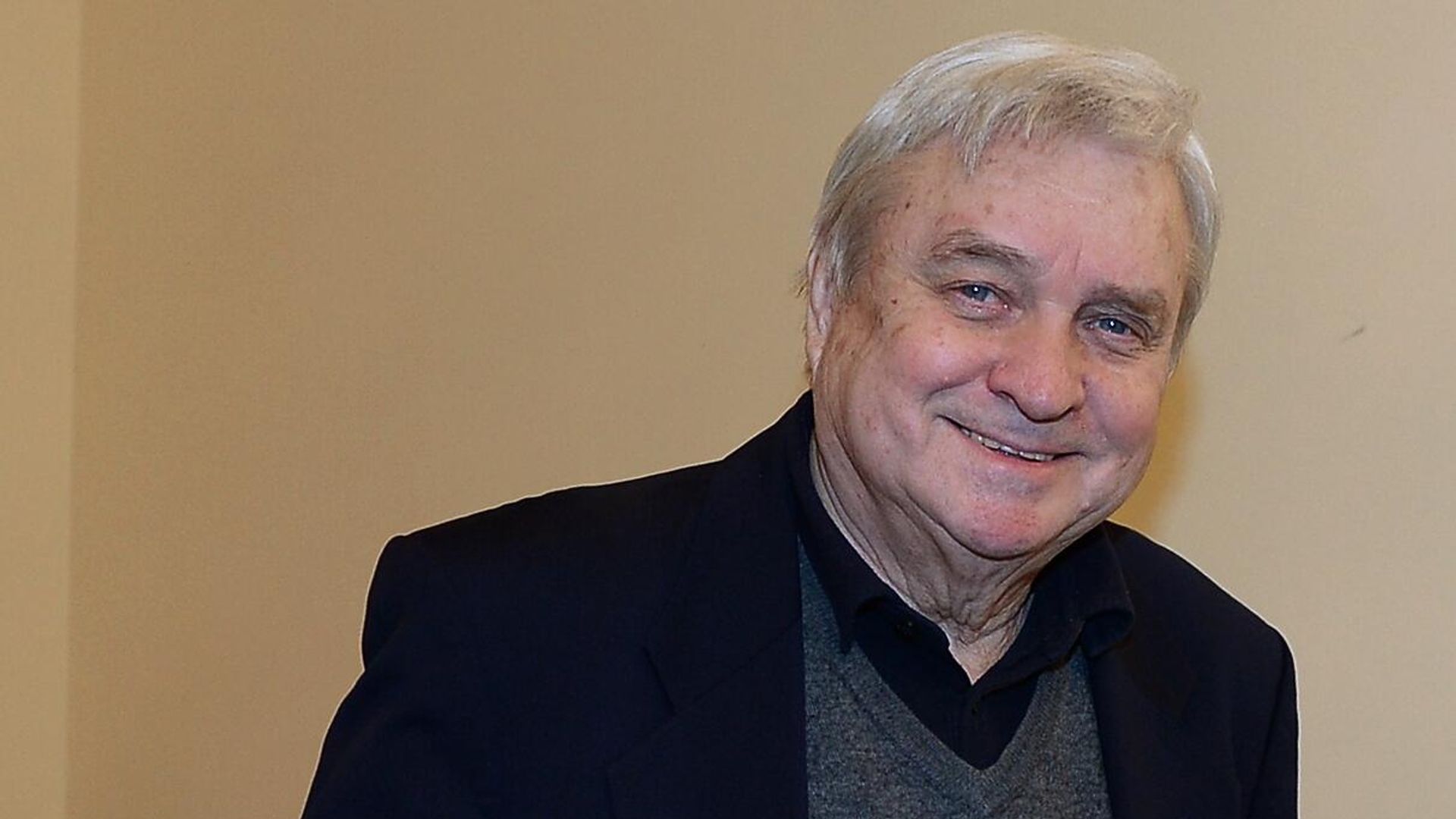 Режиссер, сценарист Александр Стефанович на премьере фильма режиссера Дмитрия Астрахана Любовь без правил в кинотеатре Иллюзион в Москве Режиссер, сценарист Александр Стефанович на премьере фильма режиссера Дмитрия Астрахана Любовь без правил в кинотеатре Иллюзион в Москве - РИА Новости, 1920, 14.06.2025
