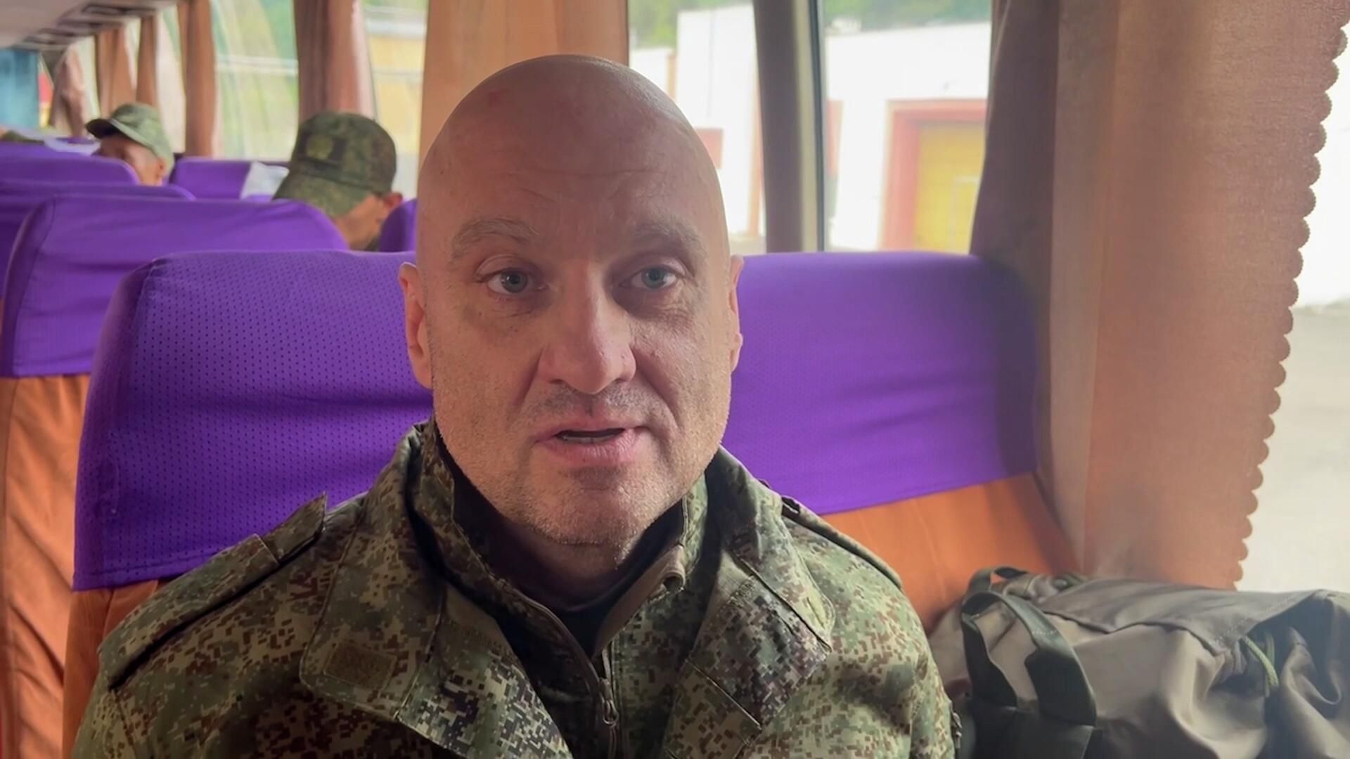 Вылечусь – и дальше в строй – освобожденный из плена российский военнослужащий Вылечусь – и дальше в строй – освобожденный из плена российский военнослужащий - РИА Новости, 1920, 14.06.2025