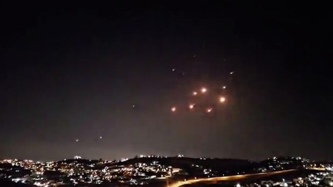 Полет иранских ракет в сторону Израиля