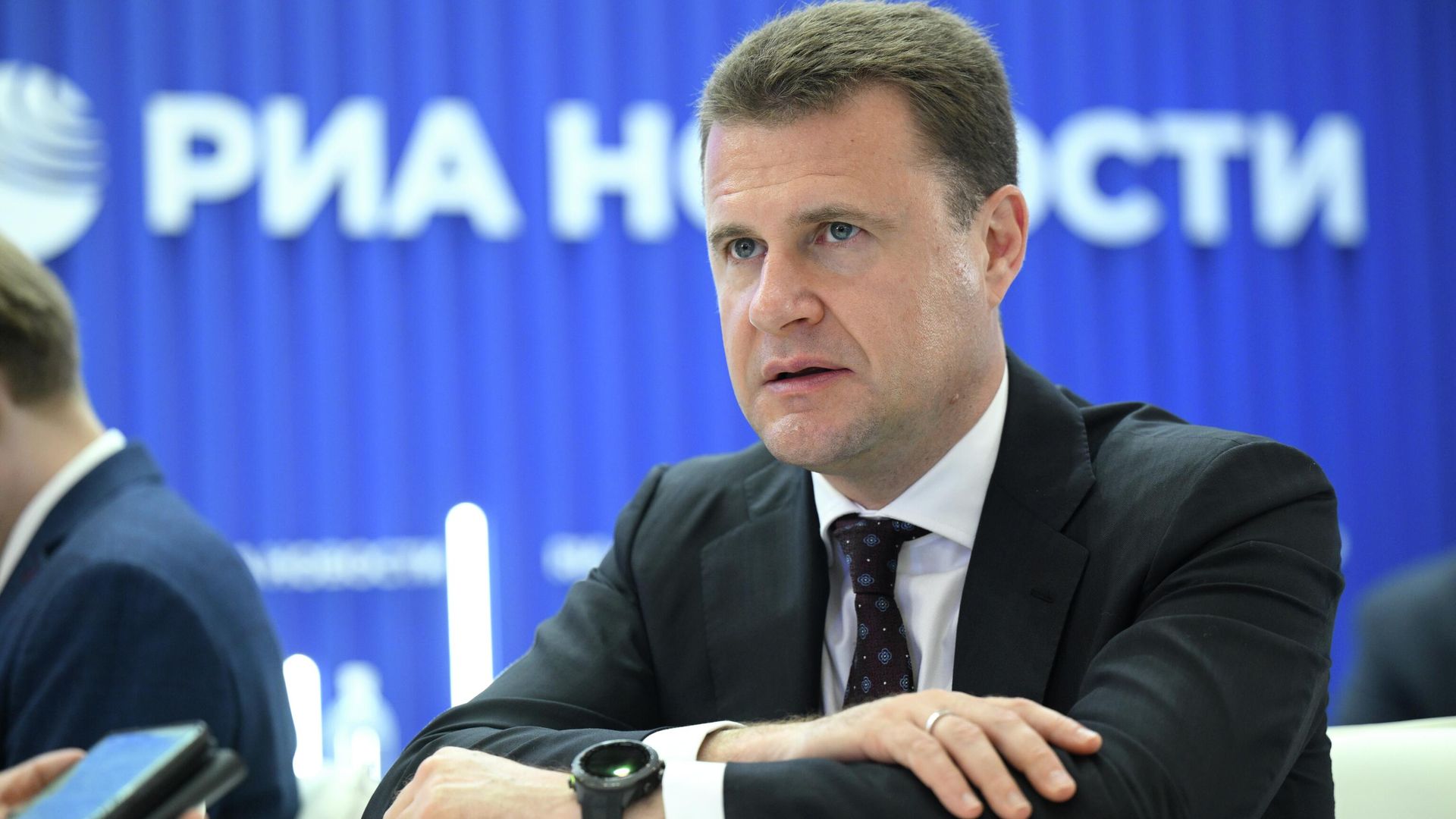 Министр РФ по развитию Дальнего Востока и Арктики Алексей Чекунков - РИА Новости, 1920, 08.06.2026