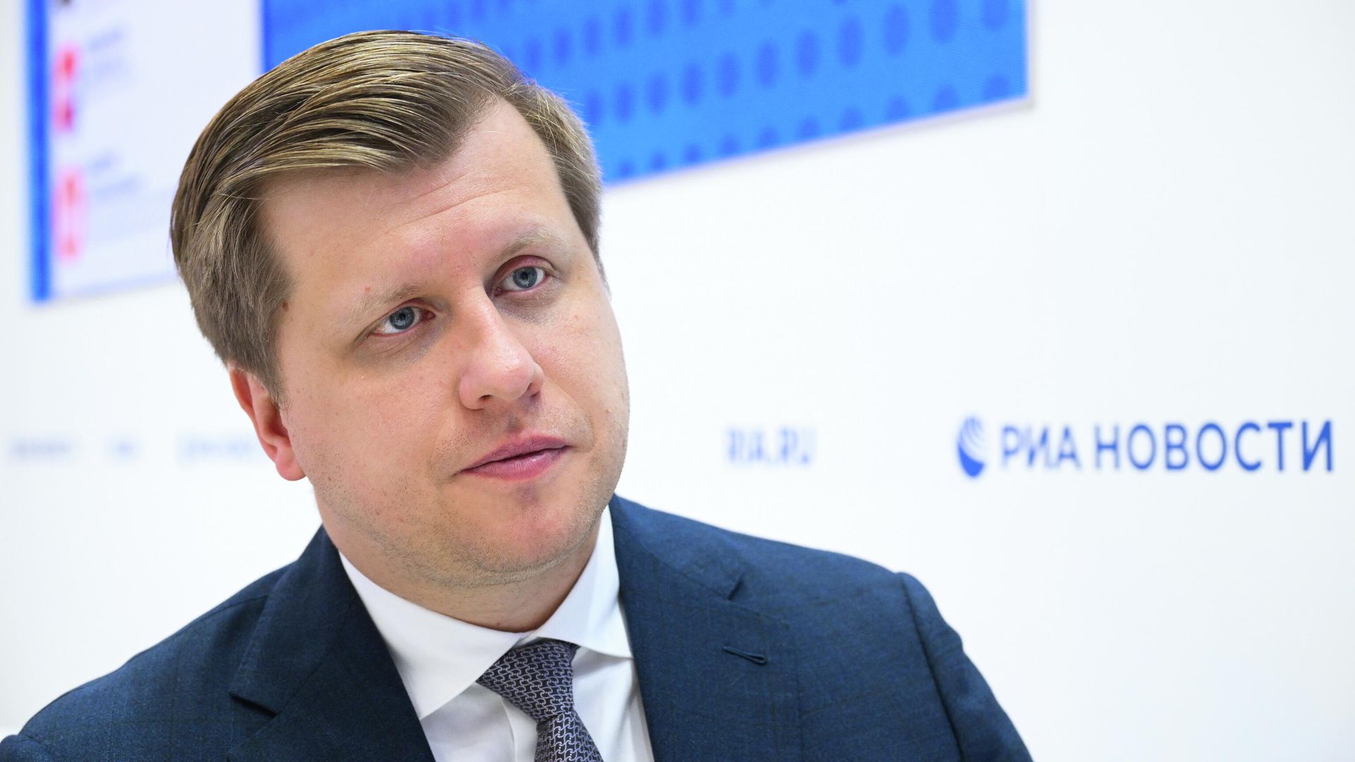 Министр правительства Москвы, руководитель Департамента инвестиционной и промышленной политики города Москвы Анатолий Гарбузов, стенд РИА Новости, ПМЭФ-2025 - РИА Новости, 1920, 19.06.2025