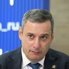 Александр Хинштейн на стенде РИА Новости на ПМЭФ-2025 Александр Хинштейн на стенде РИА Новости на ПМЭФ-2025