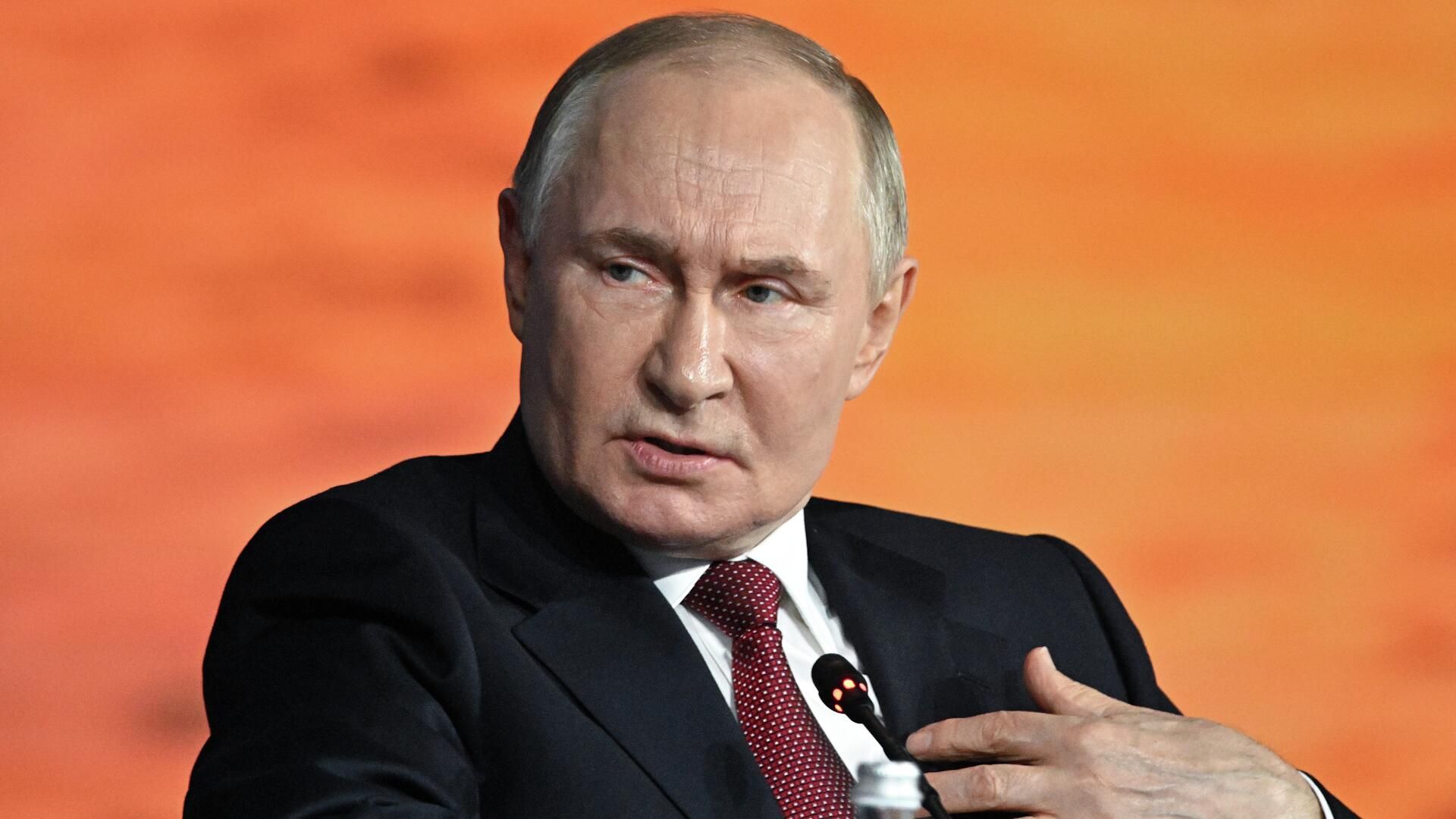 Путин о зонах безопасности вдоль границы Путин о зонах безопасности вдоль границы - РИА Новости, 1920, 20.06.2025