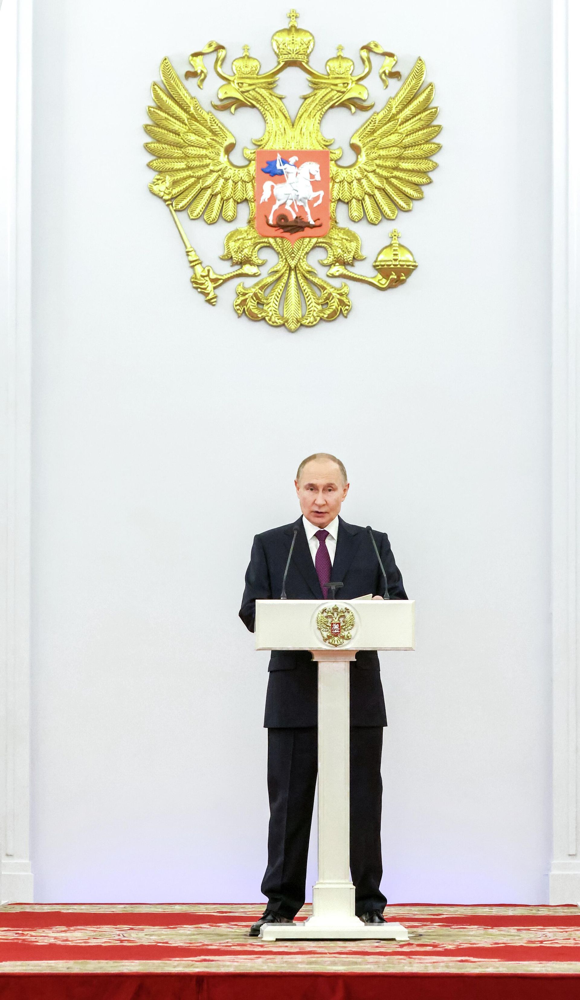 Президент России Владимир Путин на встрече с выпускниками вузов силовых и военных ведомств Президент России Владимир Путин на встрече с выпускниками вузов силовых и военных ведомств - РИА Новости, 1920, 09.07.2025