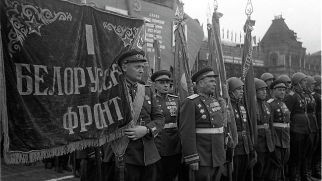 Воины 1 Белорусского фронта на Параде Победы на Красной площади 24 июня 1945 года