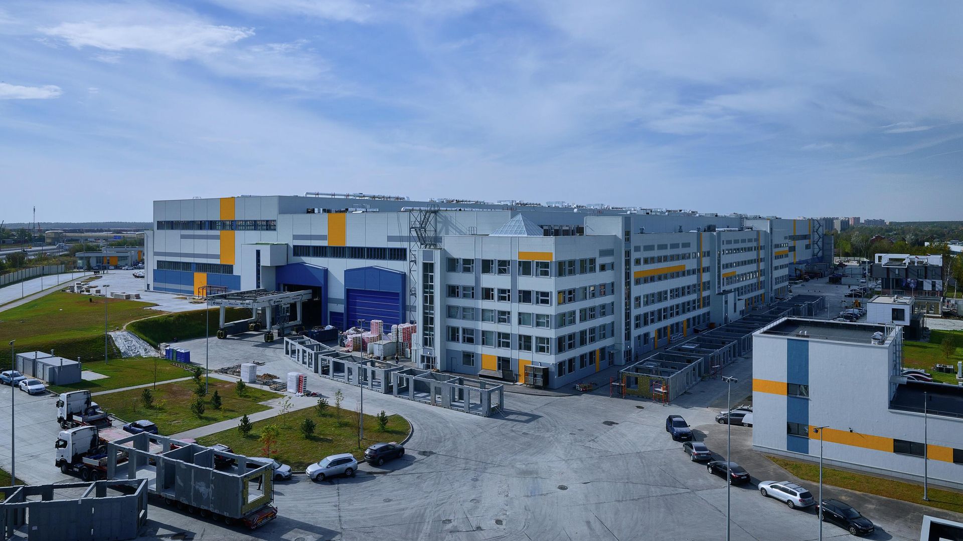 Более 880 тысяч квадратных метров новых производственных площадей построят в рамках программы стимулирования создания мест приложения труда - РИА Новости, 1920, 24.06.2025