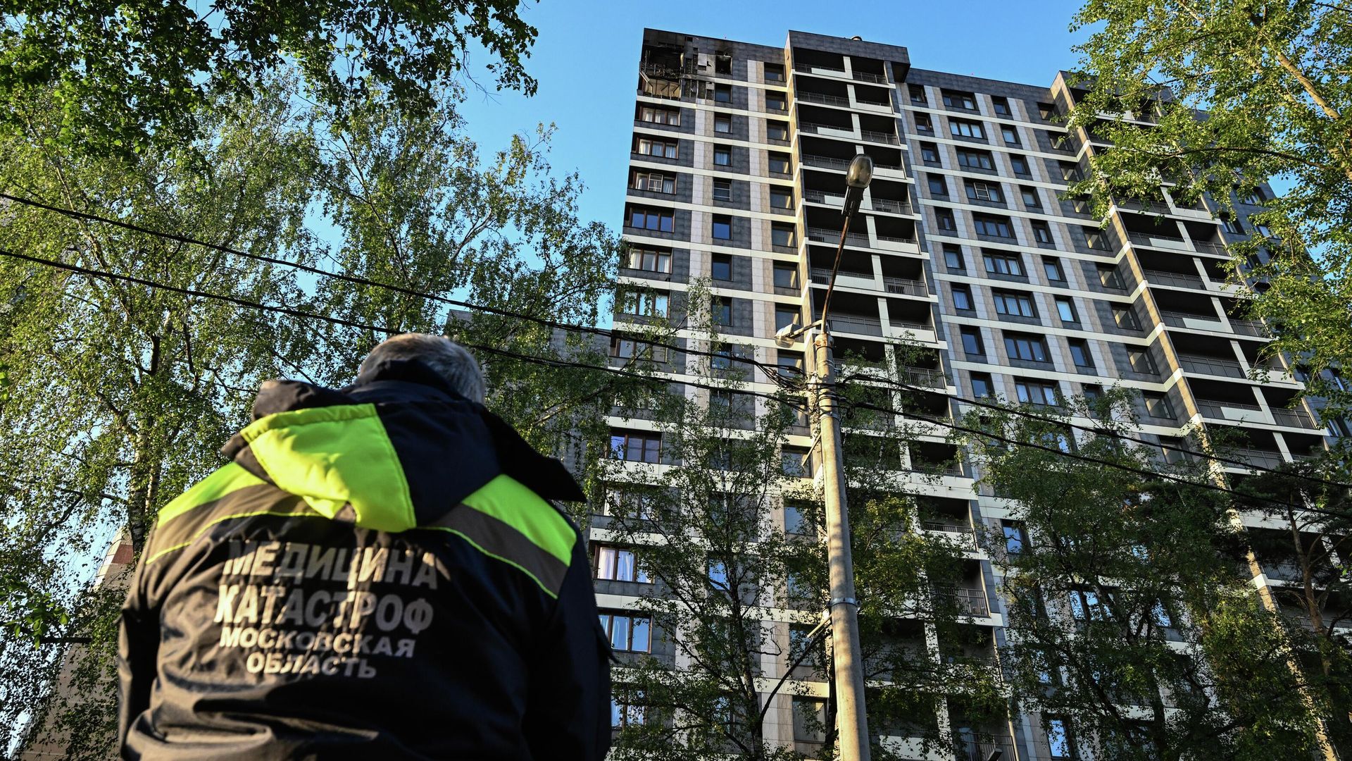 Последствия падения БПЛА в жилой дом в подмосковном Красногорске Последствия падения БПЛА в жилой дом в подмосковном Красногорске - РИА Новости, 1920, 24.06.2025