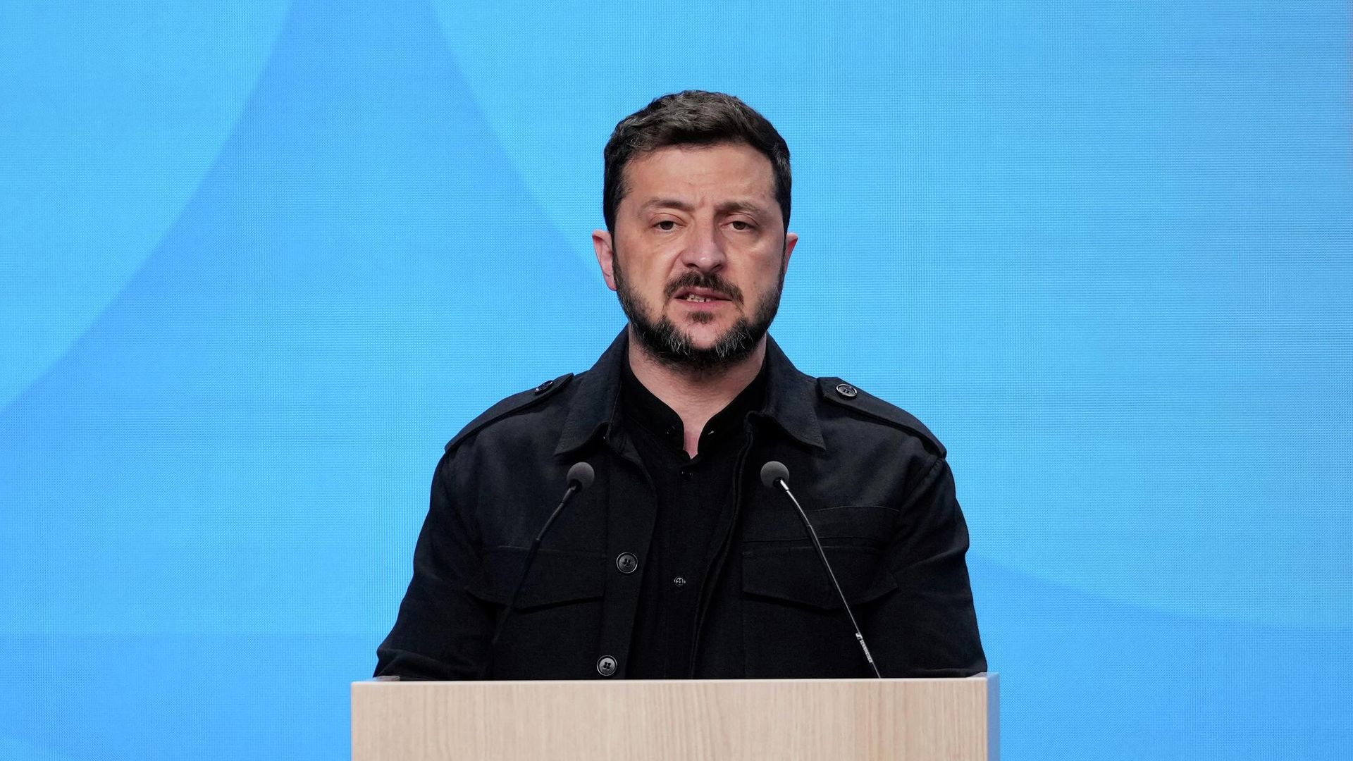 Владимир Зеленский на саммите НАТО в Гааге Владимир Зеленский на саммите НАТО в Гааге - РИА Новости, 1920, 29.06.2025