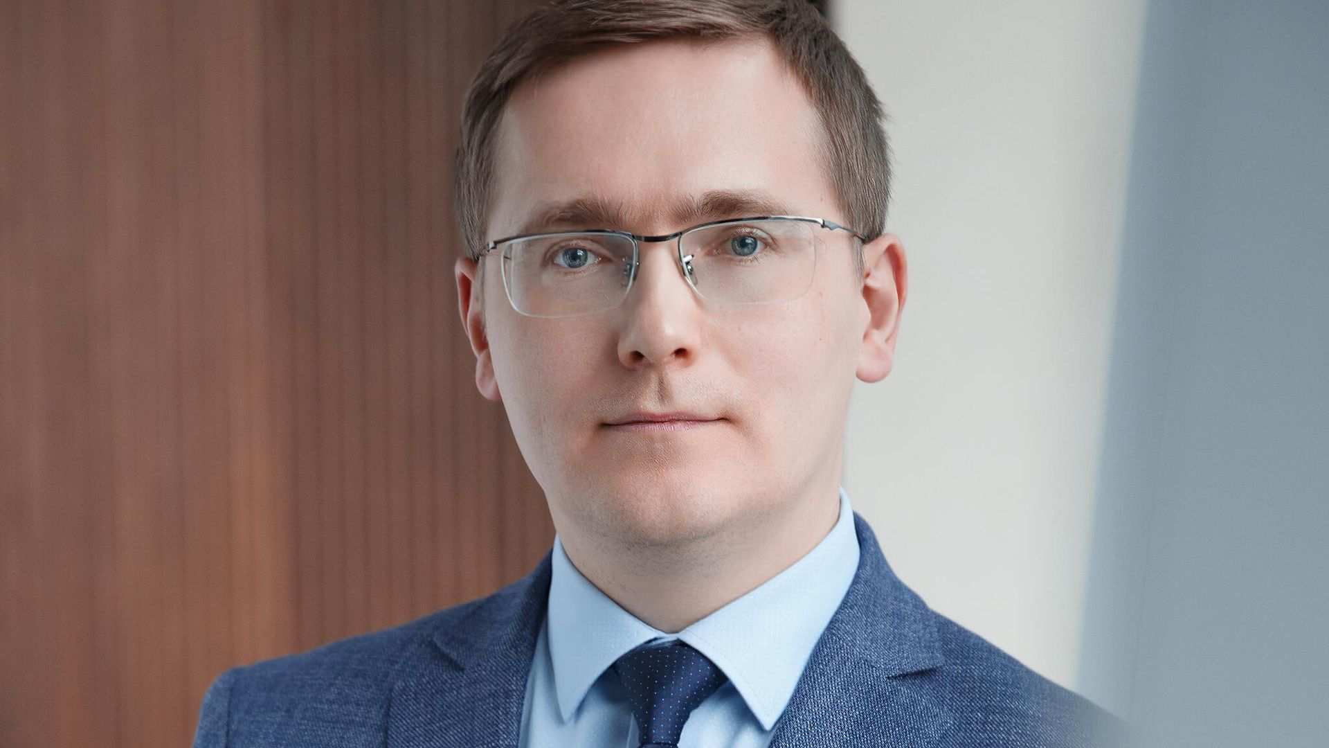 Заместитель начальника управления продаж инвестиционных продуктов Private Banking и Привилегии ВТБ Евгений Береснев Заместитель начальника управления продаж инвестиционных продуктов Private Banking и Привилегии ВТБ Евгений Береснев - РИА Новости, 1920, 25.06.2025