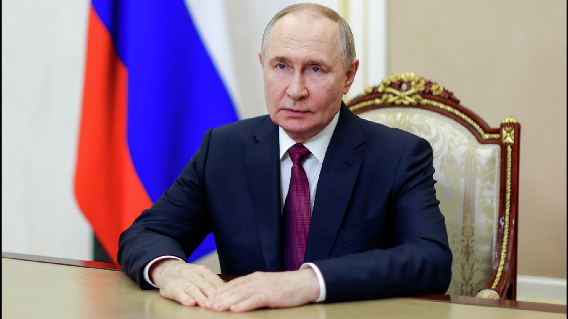 Путин по видеосвязи принимает участие в открытии молодежных центров в российских регионах Путин по видеосвязи принимает участие в открытии молодежных центров в российских регионах - РИА Новости, 1920, 28.06.2025