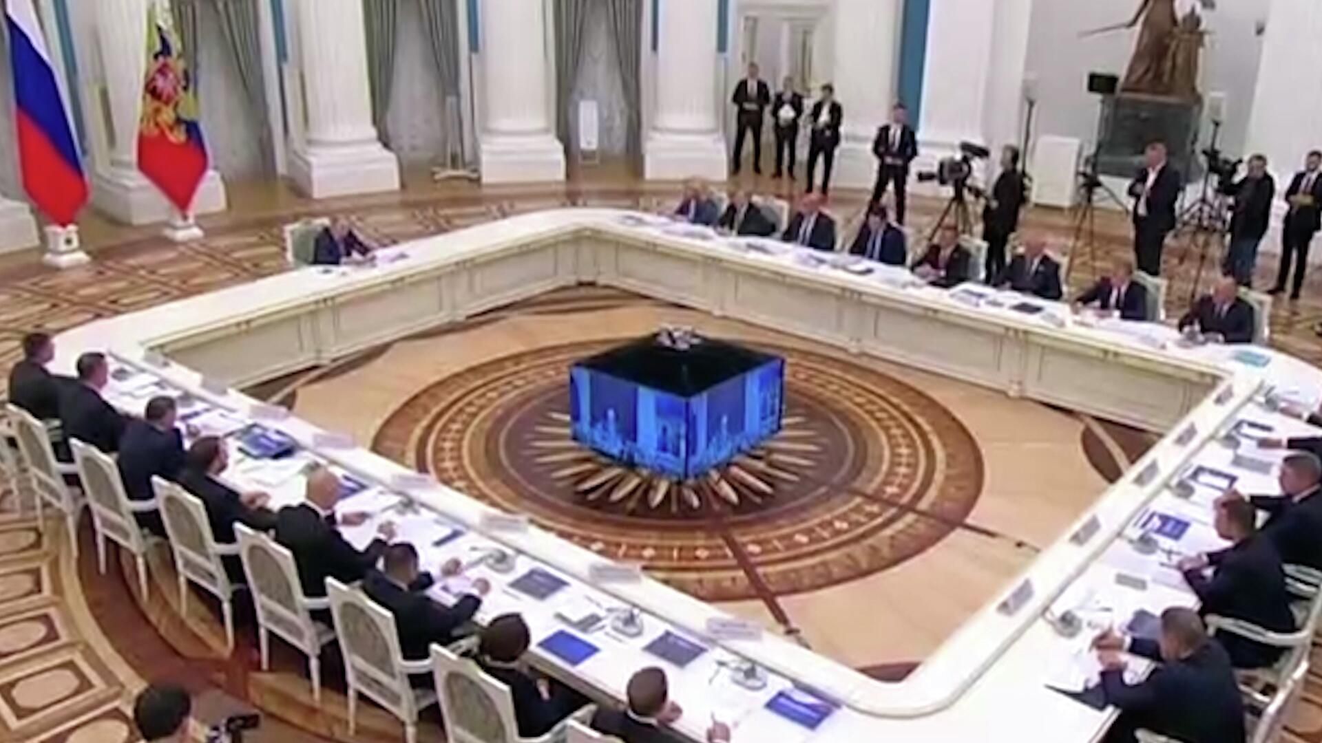 Путин об экономических возможностях новых регионов - РИА Новости, 1920, 30.06.2025