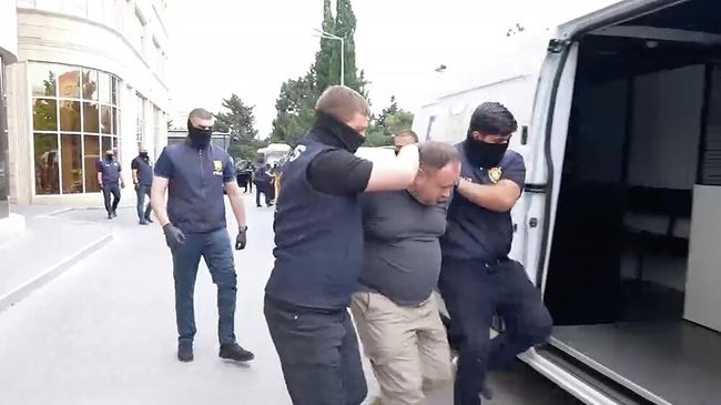 Задержание сотрудников Sputnik Азербайджан в Баку