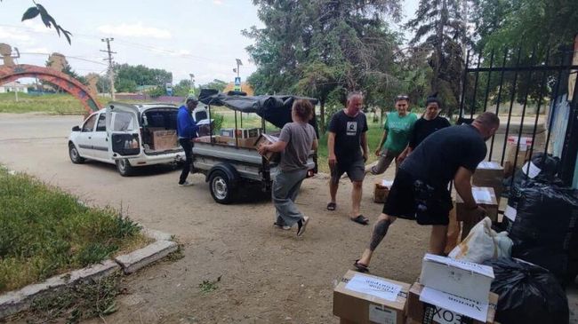 Астраханские волонтеры передали бойцам СВО домашние угощения