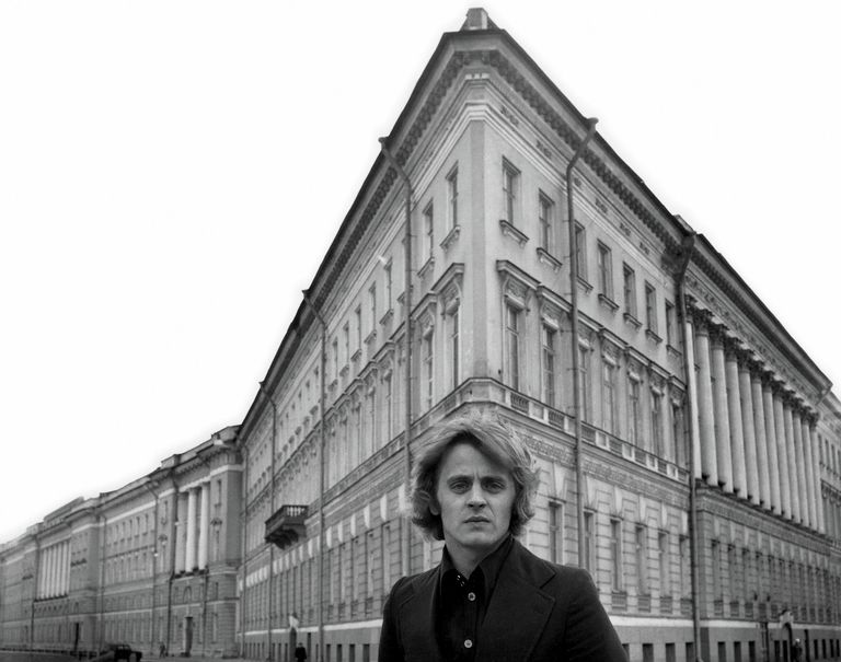 Валерий Плотников. Михаил Барышников. 1974 Бромсеребряная печать Валерий Плотников. Михаил Барышников. 1974 Бромсеребряная печать