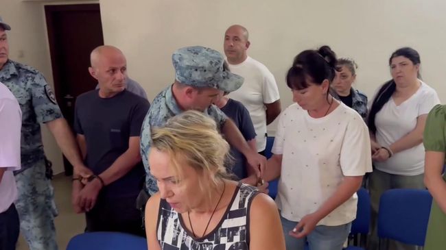 Жители Сочи признаны виновными в организации незаконной миграции Жители Сочи признаны виновными в организации незаконной миграции