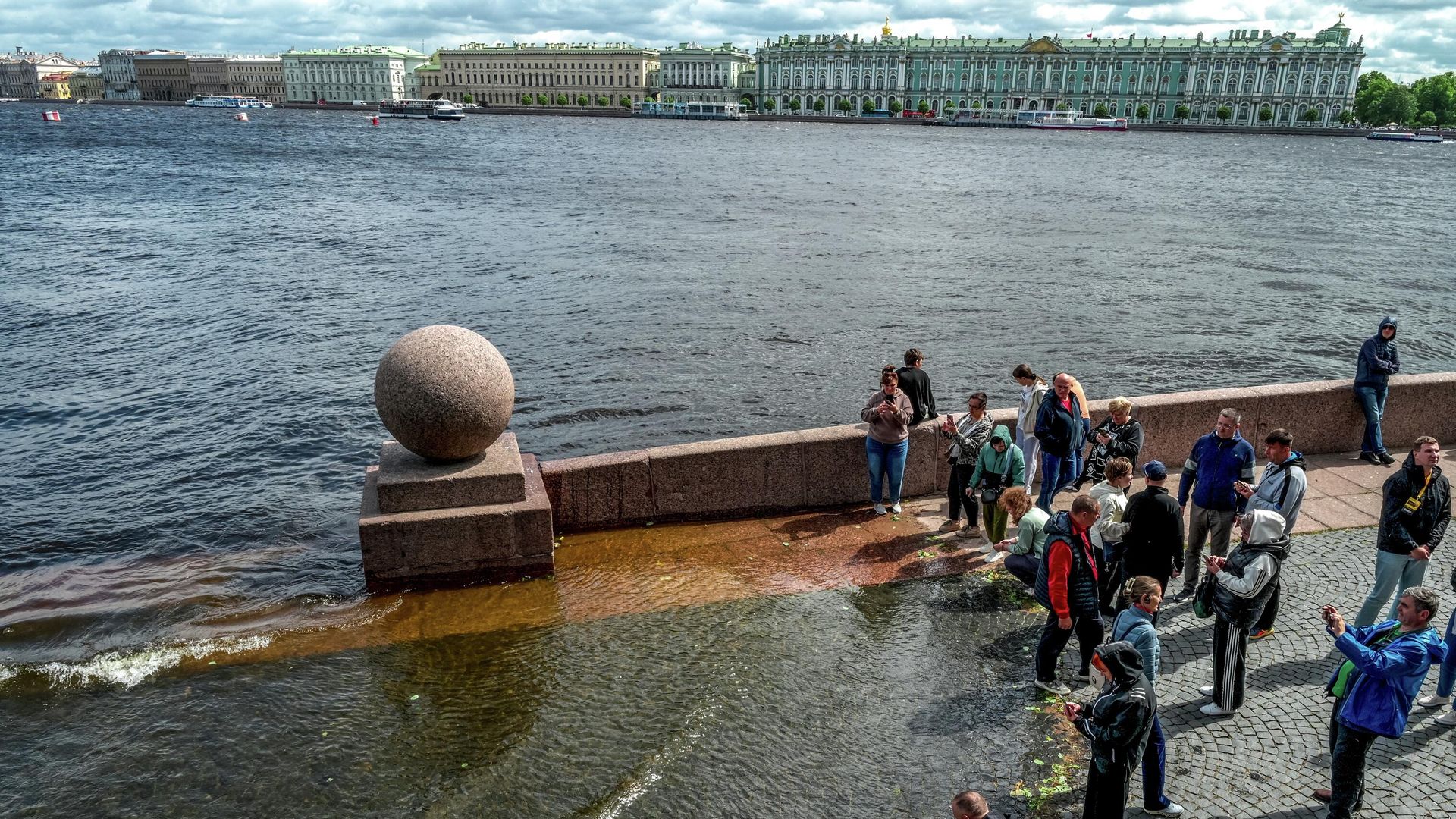Подъем уровня воды в реке Неве в Санкт-Петербурге - РИА Новости, 1920, 04.07.2025