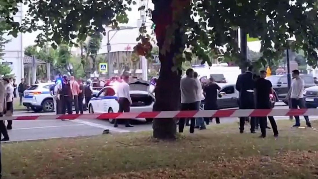 Обстановка на месте нападения на сотрудников ДПС в Нальчике, Кабардино-Балкария. Кадр видео из соцсетей - РИА Новости, 1920, 07.07.2025
