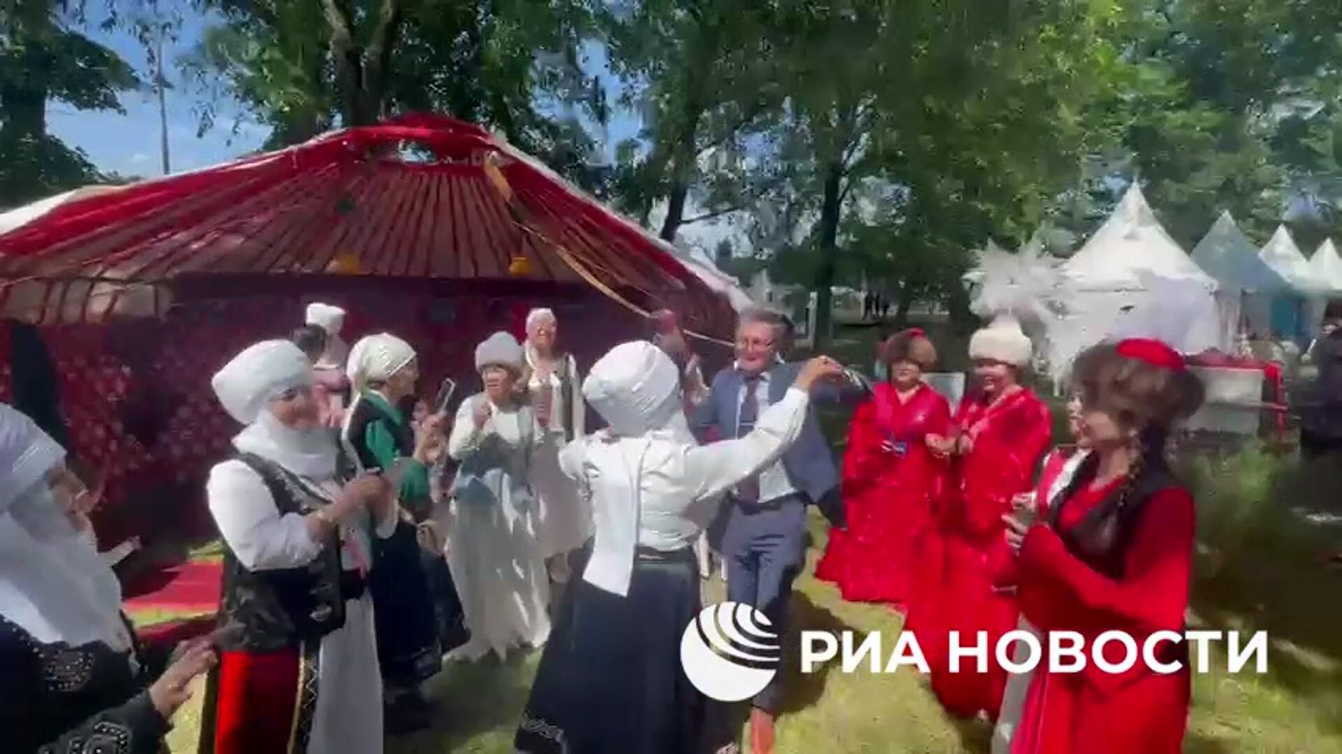 Татаро-башкирский праздник Сабантуй в столичном парке Коломенское - РИА Новости, 1920, 05.07.2025