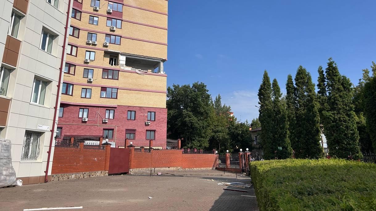 Последствия взрыва бытового газа в многоквартирном доме на улице Марата в Курске Последствия взрыва бытового газа в многоквартирном доме на улице Марата в Курске - РИА Новости, 1920, 07.07.2025