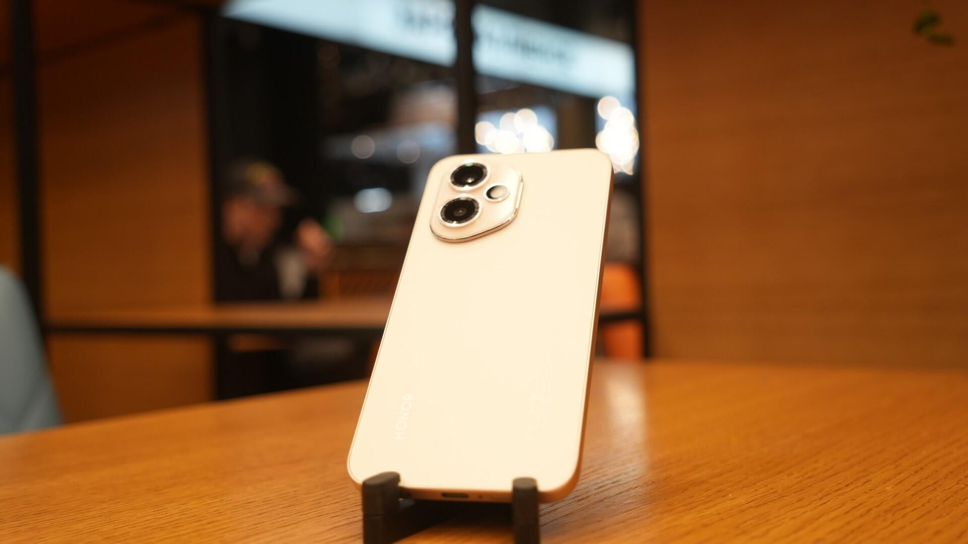 HONOR 400 HONOR 400 - РИА Новости, 1920, 07.07.2025