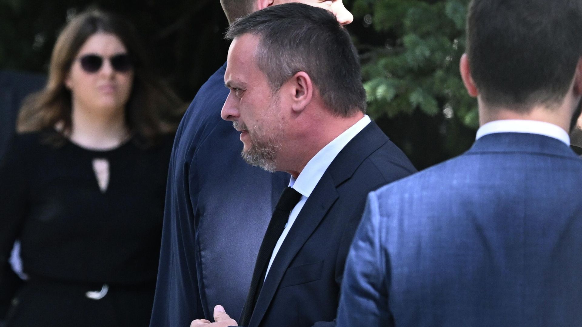 Министр транспорта РФ Андрей Никитин перед началом церемонии прощания с бывшим министром транспорта Романом Старовойтом в ЦКБ Министр транспорта РФ Андрей Никитин перед началом церемонии прощания с бывшим министром транспорта Романом Старовойтом в ЦКБ - РИА Новости, 1920, 10.07.2025