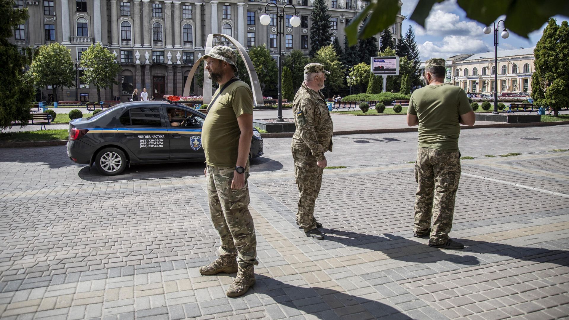 Сотрудники ТЦК патрулируют улицы Сотрудники ТЦК патрулируют улицы - РИА Новости, 1920, 11.07.2025