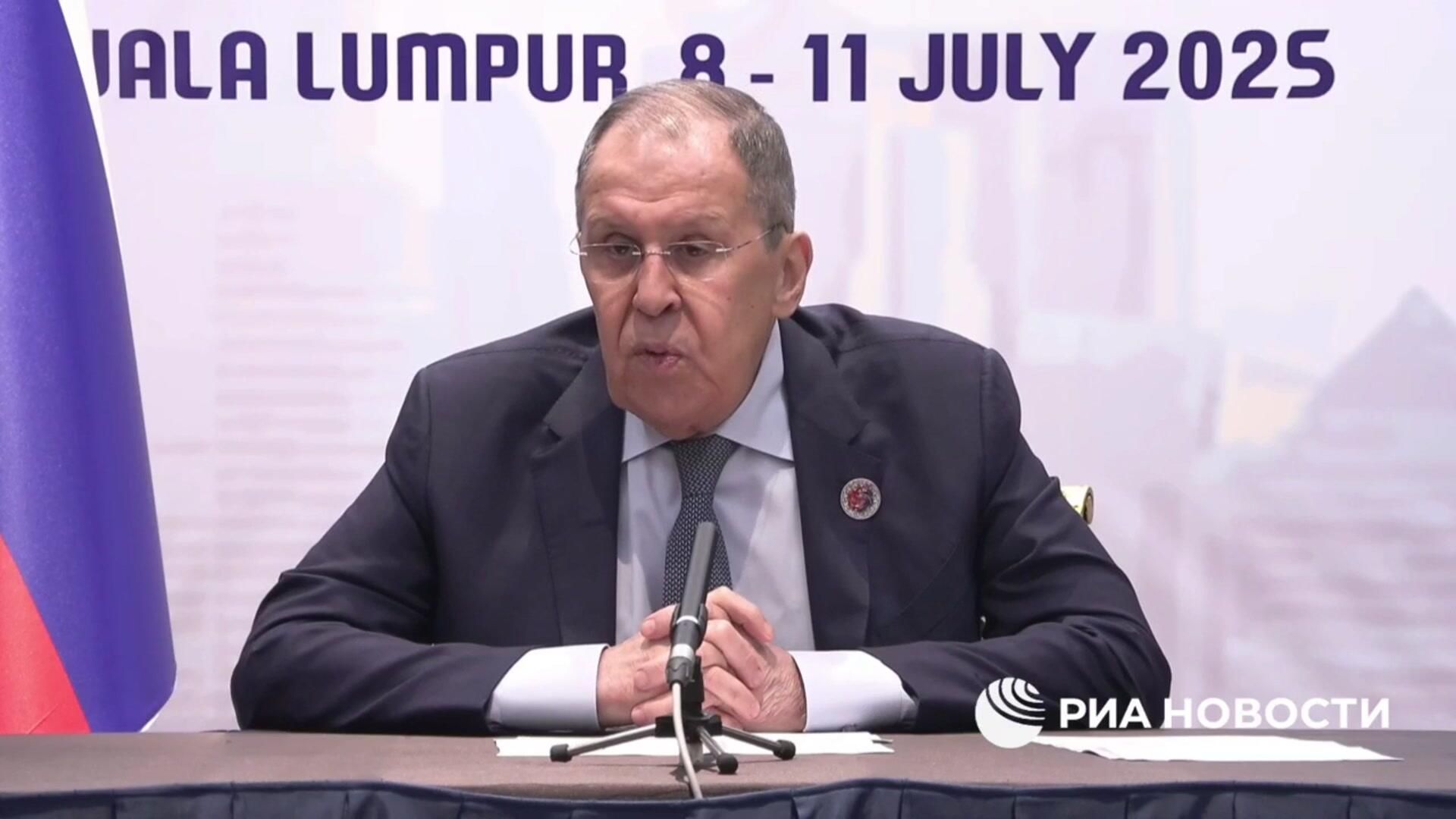 Лавров о передаче Рубио подборки цитат Зеленского и других представителей киевского режима Лавров о передаче Рубио подборки цитат Зеленского и других представителей киевского режима - РИА Новости, 1920, 11.07.2025