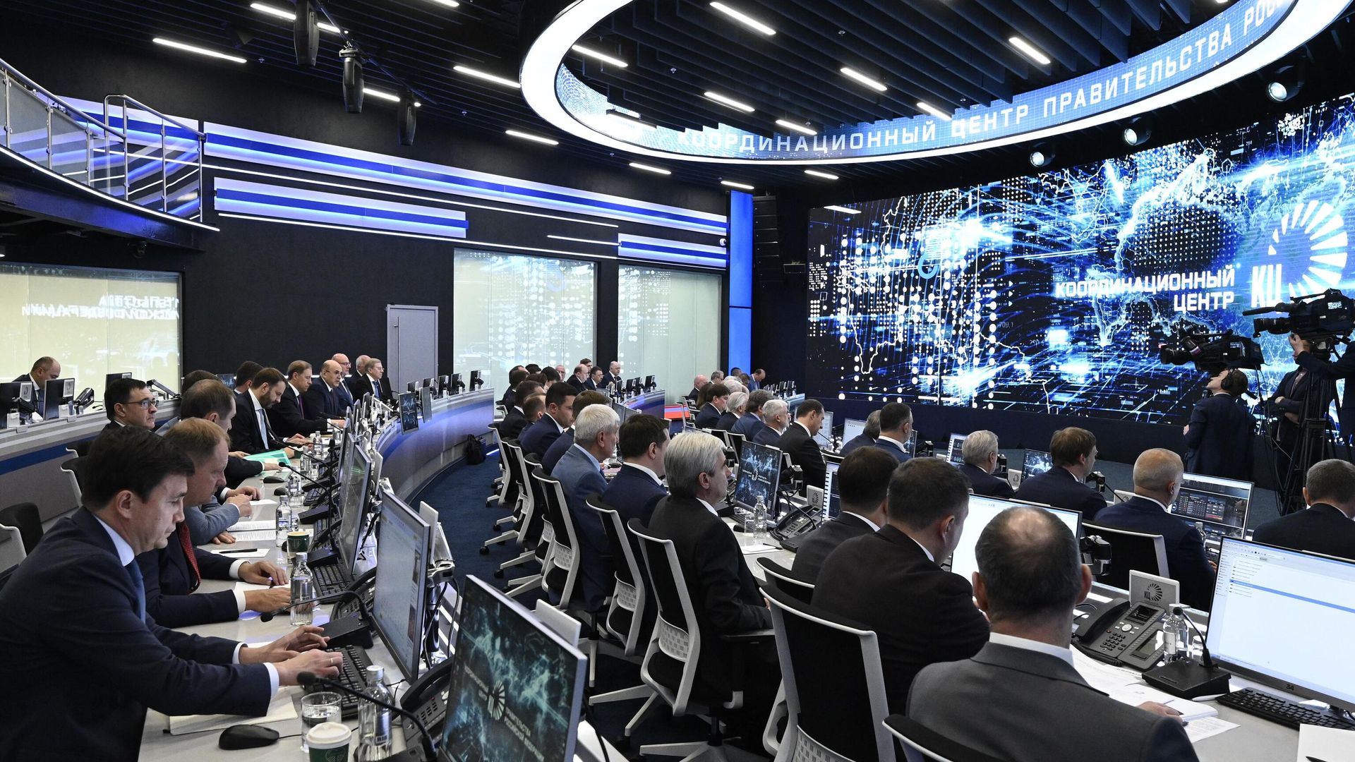 Стратегическая сессия правительства Развитие авиационной промышленности Стратегическая сессия правительства Развитие авиационной промышленности - РИА Новости, 1920, 15.07.2025