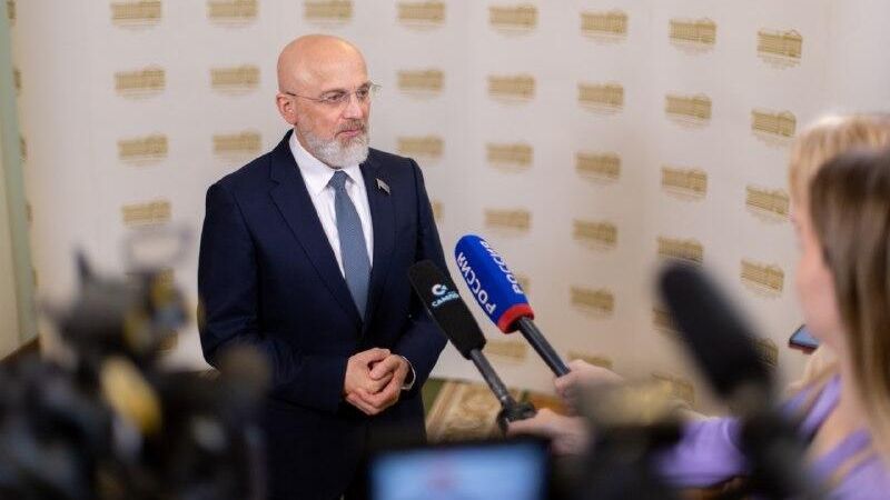 Председатель Законодательного собрания Карелии Элиссан Шандалович Председатель Законодательного собрания Карелии Элиссан Шандалович - РИА Новости, 1920, 06.10.2025