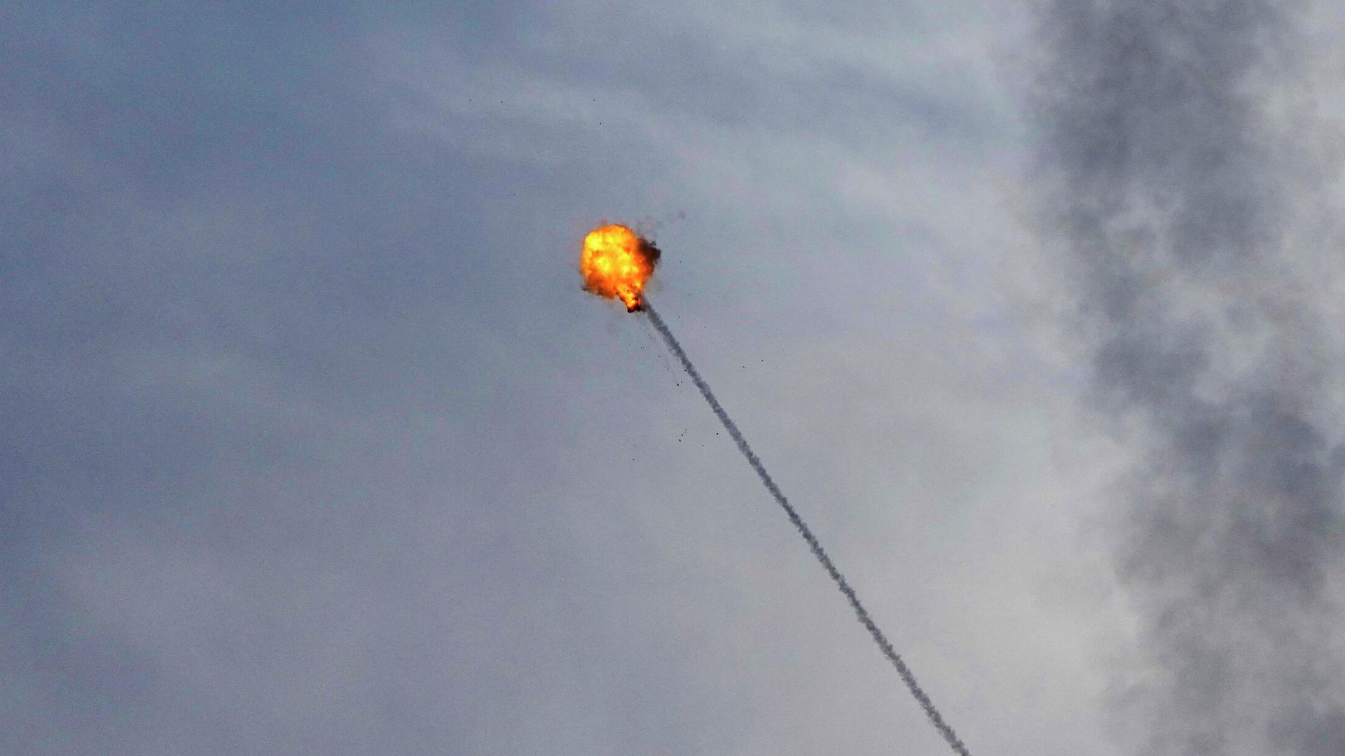 Перехват ракеты, выпущенной с территории сектора Газа Перехват ракеты, выпущенной с территории сектора Газа - РИА Новости, 1920, 17.07.2025