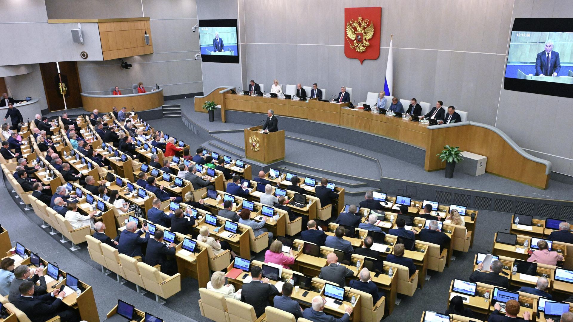 Выступление председателя Государственной Думы РФ Вячеслава Володина на последнем пленарном заседании весенней сессии Государственной Думы РФ. 23 июля 2025 Выступление председателя Государственной Думы РФ Вячеслава Володина на последнем пленарном заседании весенней сессии Государственной Думы РФ. 23 июля 2025 - РИА Новости, 1920, 23.07.2025