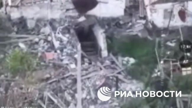 Кадры освобождения Зверево в ДНР 