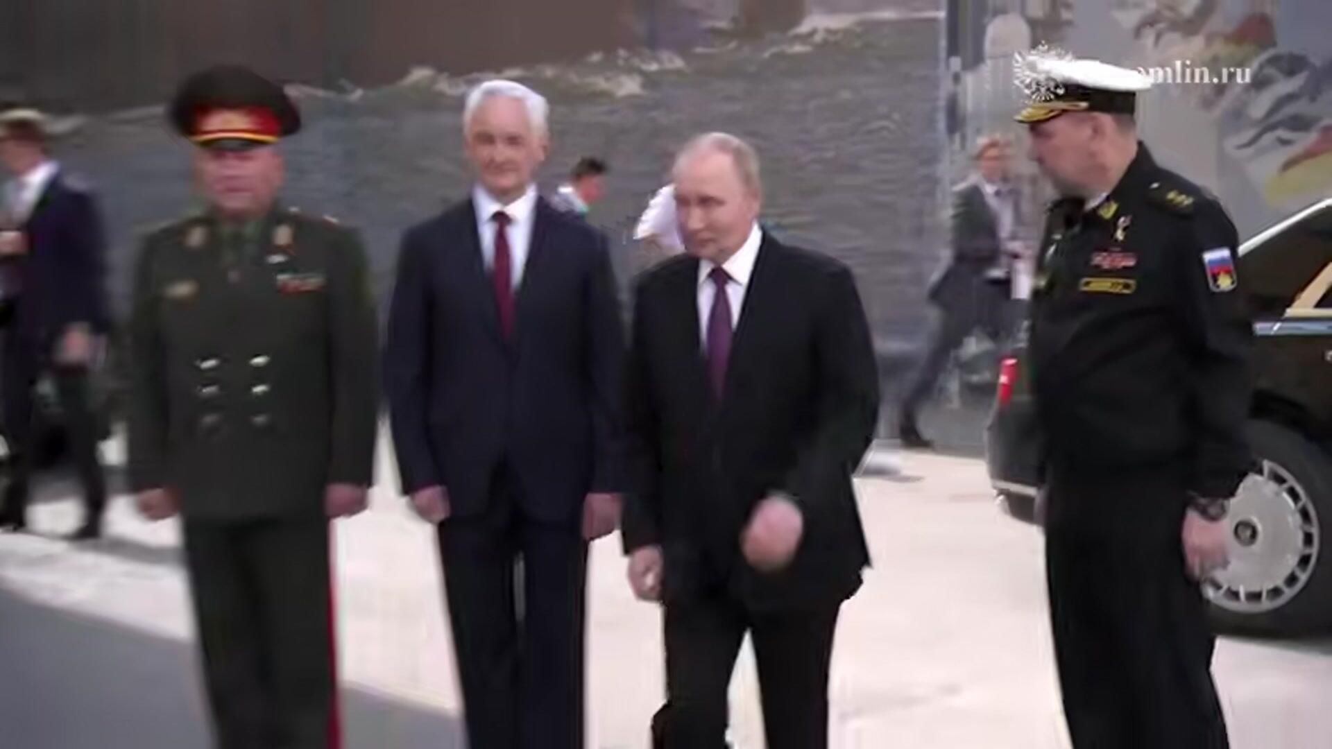 Путин в День Военно-Морского флота прибыл в Главное адмиралтейство - РИА Новости, 1920, 27.07.2025