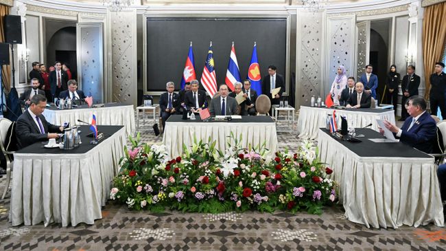 Переговоры между Таиландом и Камбоджей