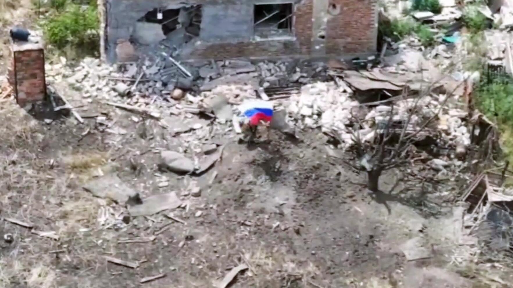 На улице города Часов Яр в ДНР, взятого под контроль подразделениями ВС РФ На улице города Часов Яр в ДНР, взятого под контроль подразделениями ВС РФ - РИА Новости, 1920, 03.08.2025