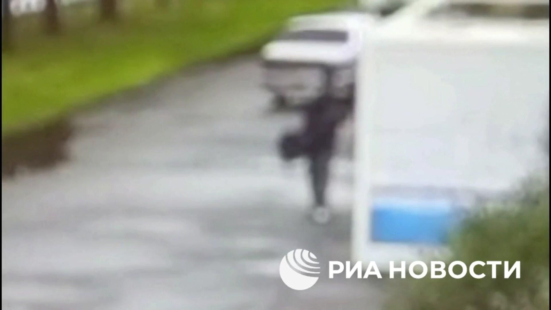 Допрос подростка, который подозревается в поджоге недействующего пункта полиции Допрос подростка, который подозревается в поджоге недействующего пункта полиции - РИА Новости, 1920, 03.08.2025