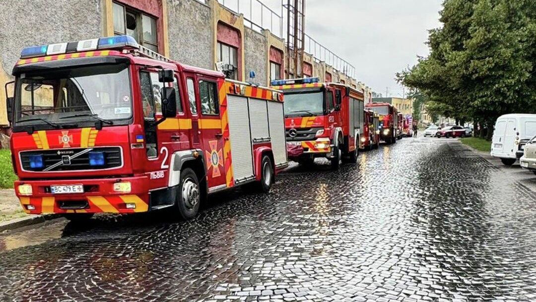 На месте пожара в гостинице во Львове На месте пожара в гостинице во Львове - РИА Новости, 1920, 04.08.2025
