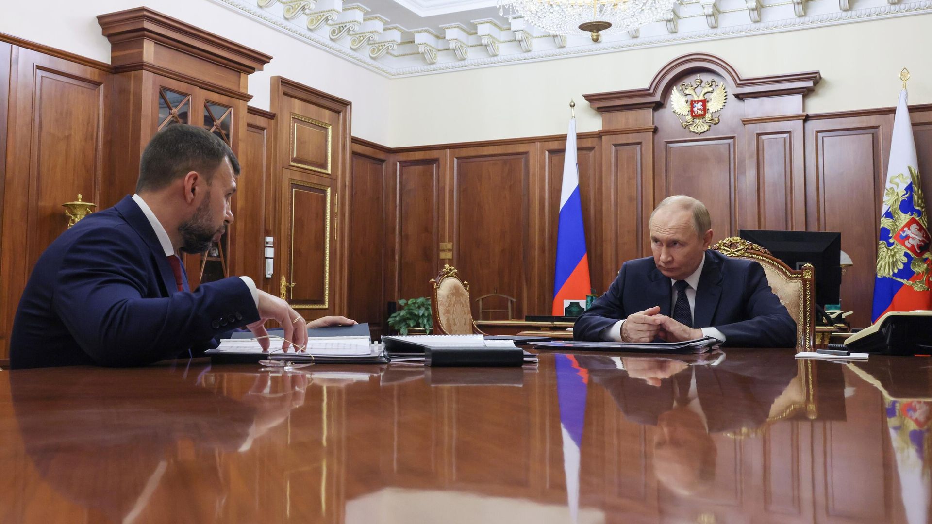 Президент РФ Владимир Путин и глава ДНР Денис Пушилин во время встречи в Москве. 4 августа 2025 Президент РФ Владимир Путин и глава ДНР Денис Пушилин во время встречи в Москве. 4 августа 2025 - РИА Новости, 1920, 04.08.2025