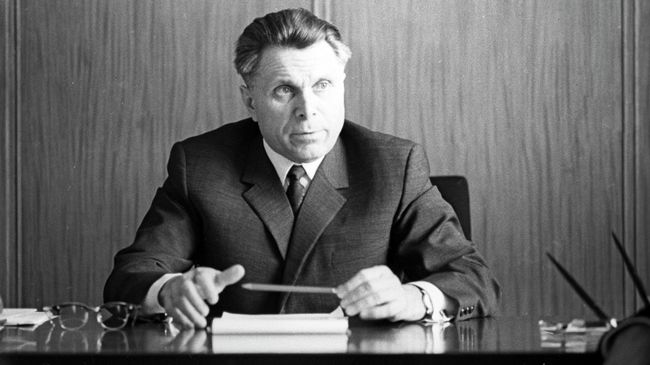 Николай Щелоков