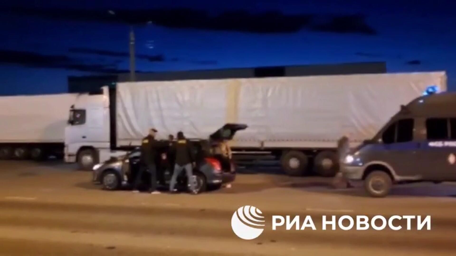 Задержание агента Киева, собиравшегося взорвать российского военного в Подмосковье Задержание агента Киева, собиравшегося взорвать российского военного в Подмосковье - РИА Новости, 1920, 12.08.2025