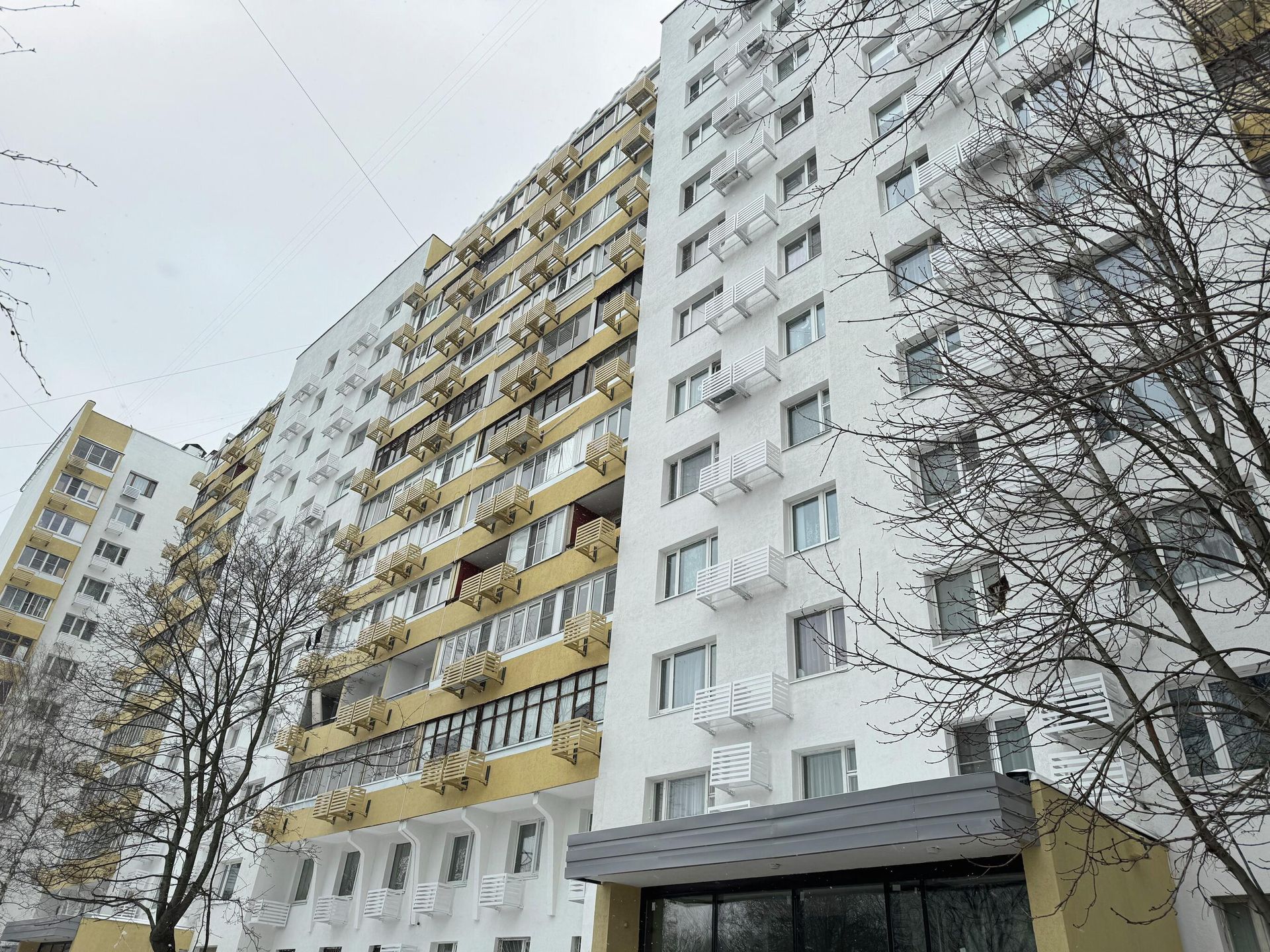 Дом в Москве после капремонта - РИА Новости, 1920, 15.08.2025