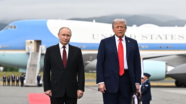 Ушаков отметил заинтересованность Трампа и Путина в участии в саммите АТЭС