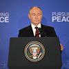 Президент РФ Владимир Путин на пресс-конференции по итогам переговоров с президентом США Дональдом Трампом на Аляске Президент РФ Владимир Путин на пресс-конференции по итогам переговоров с президентом США Дональдом Трампом на Аляске
